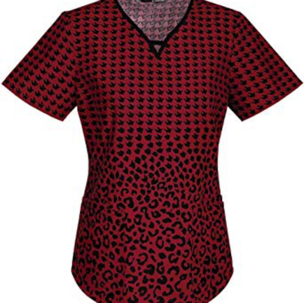 Runway by Cherokee Alabama scrub top